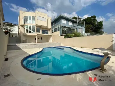 Casa de Condomínio com 4 Quartos à venda, 250m² no Jardim Ana Estela, Carapicuíba