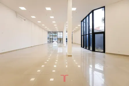 Ponto Comercial para alugar, 500m² no Capão Raso, Curitiba