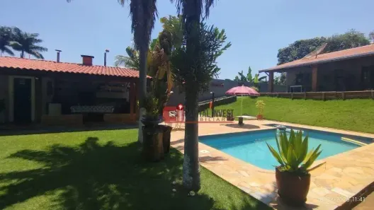 Fazenda/Sítio com 3 Quartos à venda, 300m² no Núcleo Urbano Parque Ana Helena, Jaguariúna
