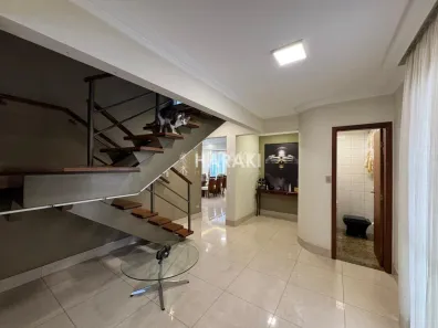 Apartamento com 4 Quartos à venda, 243m² no Zona 07, Maringá