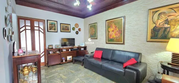 Sobrado com 3 Quartos à venda, 198m² no Marapé, Santos