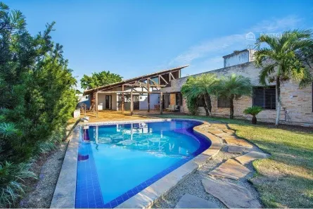 Casa com 4 Quartos à venda, 392m² no Candelária, Natal