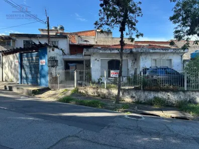 Casa com 6 Quartos à venda, 240m² no Vila Pereira Barreto, São Paulo