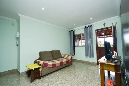 Casa com 2 Quartos à venda, 218m² no Serra, Belo Horizonte