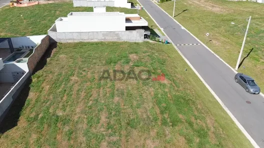 Lote/Terreno à venda, 300m² no Jardins Bolonha, Senador Canedo
