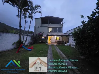 Sobrado com 2 Quartos à venda, 254m² no Enseada, São Sebastião