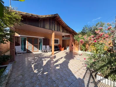 Casa com 3 Quartos à venda, 90m² no Loty, Itanhaém