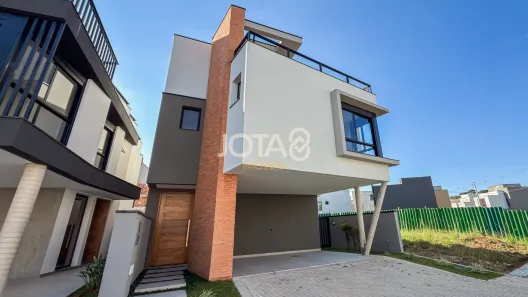 Casa de Condomínio com 3 Quartos à venda, 167m² no Santa Cândida, Curitiba
