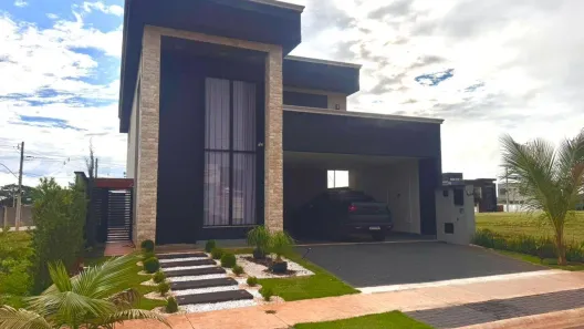Casa de Condomínio com 4 Quartos à venda, 274m² no Parqville Quaresmeira, Trindade