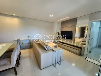 Apartamento com 3 Quartos à venda, 96m² no Segismundo Pereira, Uberlândia