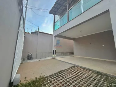 Casa com 3 Quartos à venda, 112m² no Santa Helena, Contagem