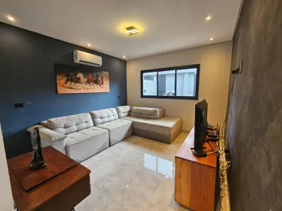Sobrado com 4 Quartos à venda, 200m² no Boiçucanga, São Sebastião