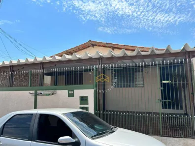 Casa com 4 Quartos à venda, 190m² no Jardim García, Campinas