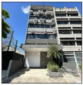 Sala Comercial com 1 Quarto à venda, 106m² no Passo da Areia, Porto Alegre