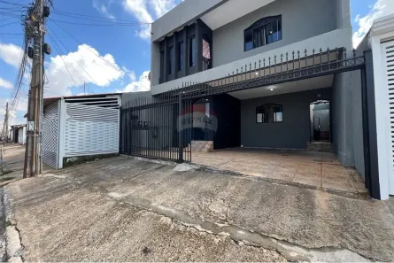 Casa com 6 Quartos à venda, 223m² no Ceilândia Sul, Brasília