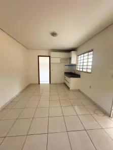 Casa com 2 Quartos para alugar, 80m² no Parque das Nações, Aparecida de Goiânia