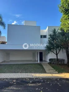 Casa de Condomínio com 4 Quartos para alugar, 451m² no Nova Uberlândia, Uberlândia