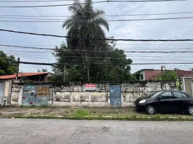 Lote/Terreno à venda, 570m² no Bangu, Rio de Janeiro