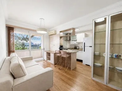 Apartamento com 2 Quartos para alugar, 98m² no Jardim do Salso, Porto Alegre