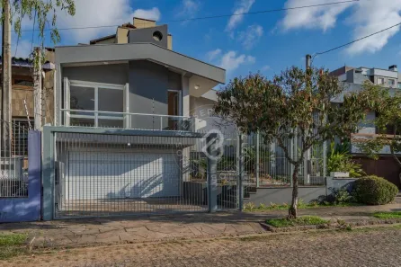 Casa com 3 Quartos à venda, 223m² no Jardim Lindóia, Porto Alegre