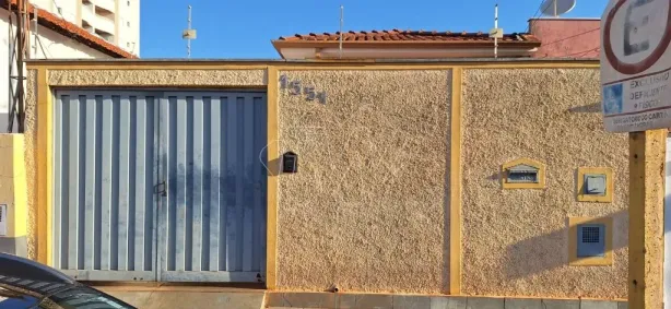 Casa com 3 Quartos à venda, 254m² no Centro, Araraquara