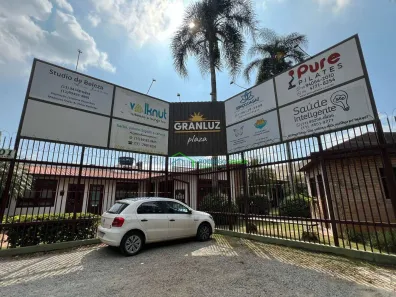 Sala Comercial para alugar, 35m² no Granja Viana, Cotia