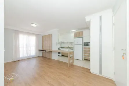 Apartamento com 2 Quartos para alugar, 65m² no Portão, Curitiba