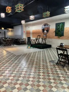 Sala Comercial para alugar, 373m² no Centro, Londrina