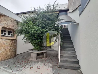 Casa com 3 Quartos para alugar, 206m² no Osvaldo Cruz, São Caetano do Sul