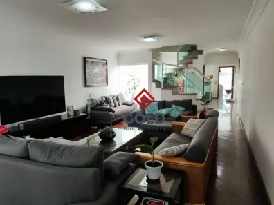 Sobrado com 4 Quartos à venda, 288m² no Vila Gilda, Santo André