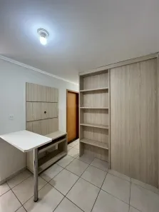 Kitnet com 1 Quarto para alugar, 26m² no Zona 07, Maringá