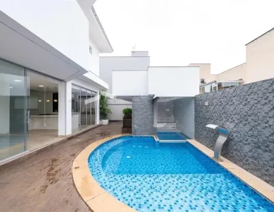 Casa de Condomínio com 5 Quartos à venda, 331m² no Jardins Madri, Goiânia