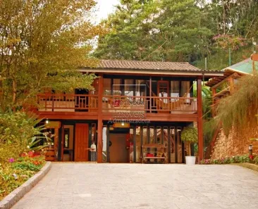 Casa com 17 Quartos à venda, 3979m² no Quarteirão Ingelheim, Petrópolis