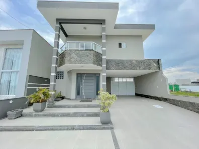 Casa com 3 Quartos à venda, 252m² no Lagoa, Macaé