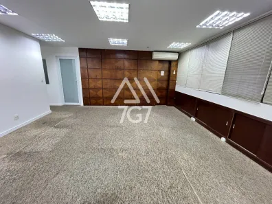 Sala Comercial para alugar, 180m² no Campo Belo, São Paulo