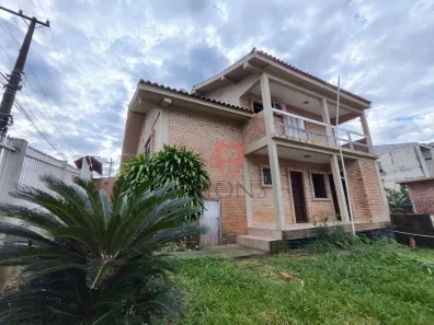 Sobrado com 3 Quartos para alugar, 130m² no Jansen, Gravataí