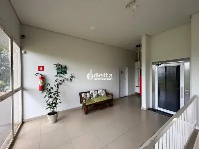 Ponto Comercial para alugar, 102m² no Granada, Uberlândia