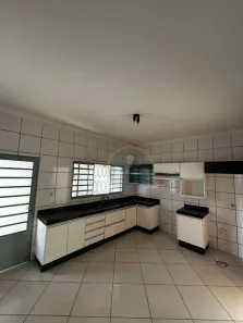 Casa com 3 Quartos à venda, 200m² no Jardim Maracanã, Uberaba