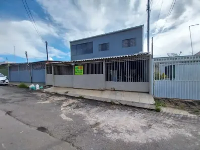 Sobrado com 3 Quartos à venda, 200m² no Recanto das Emas, Brasília