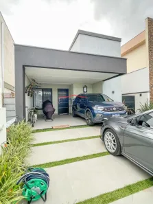 Casa de Condomínio com 3 Quartos à venda, 200m² no Jardim Jacinto, Jacareí