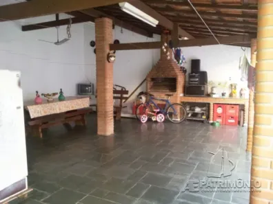 Casa com 3 Quartos à venda, 180m² no Jardim Saira, Sorocaba