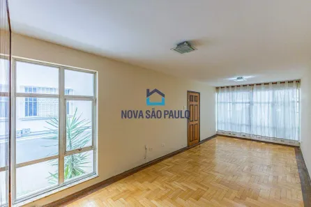 Casa com 3 Quartos à venda, 250m² no Indianópolis, São Paulo