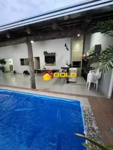 Casa com 3 Quartos à venda, 230m² no Chácaras Tubalina e Quartel, Uberlândia