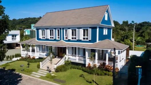 Casa com 4 Quartos à venda, 450m² no Jurerê, Florianópolis