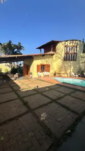 Casa com 4 Quartos para alugar, 240m² no Santa Amélia, Belo Horizonte