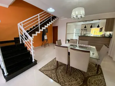 Sobrado com 3 Quartos à venda, 180m² no Jardim Quaresmeira II, Suzano