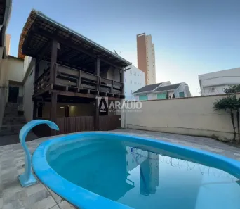 Sobrado com 3 Quartos à venda, 125m² no Fazendinha, Itajaí