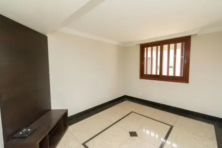 Casa com 3 Quartos à venda, 200m² no Conjunto Água Branca, Contagem