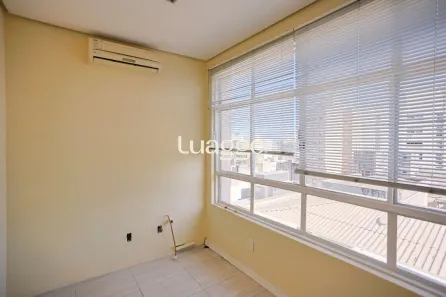 Sala Comercial para alugar, 40m² no Centro Histórico, Porto Alegre