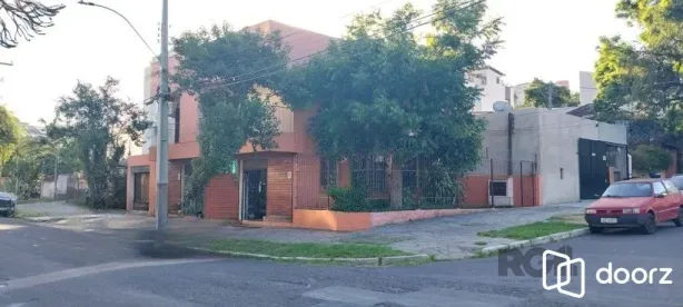 Casa com 3 Quartos à venda, 180m² no Teresópolis, Porto Alegre